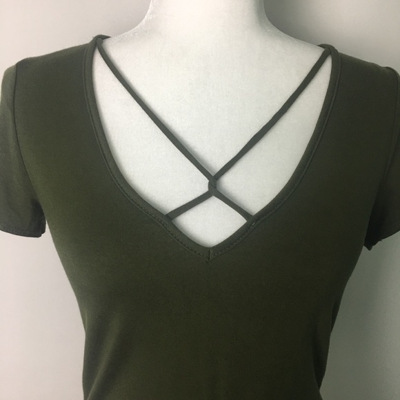 💚Gaze USA Army Green Lace Tie Front Top - Picture 3 of 8